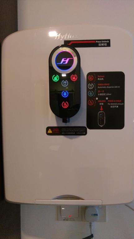 ホテル チャンセラー@オーチャード シンガポール エクステリア 写真
